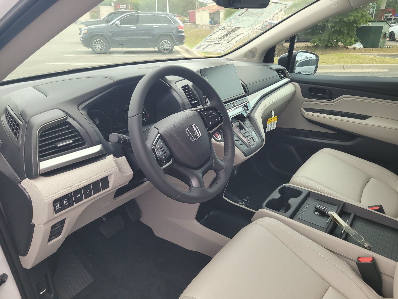 New 2027 Honda Odyssey EX-L image 8