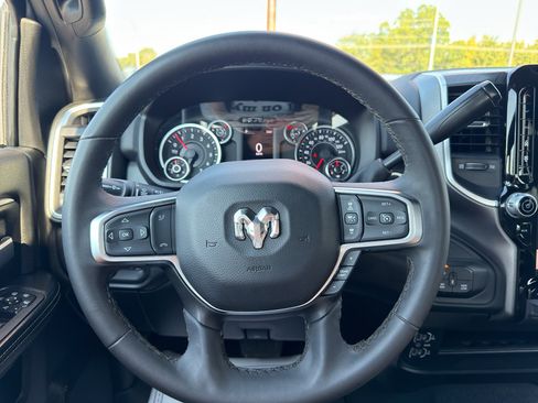 Used 2025 RAM 2500 Big Horn AWD/4WD image 22