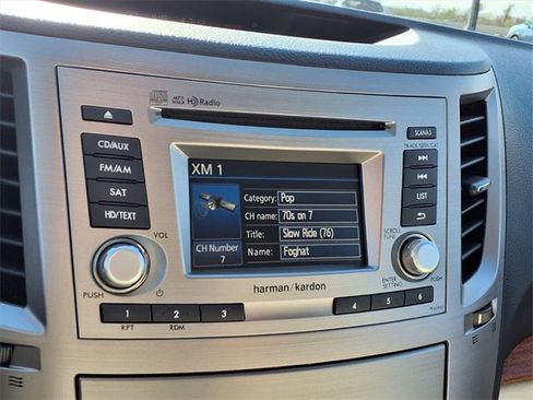 Used 2014 Subaru Outback 2.5i Limited image 16