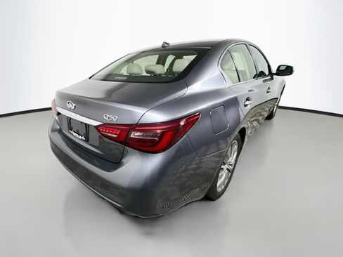 Used 2018 INFINITI Q50 Luxe RWD image 4