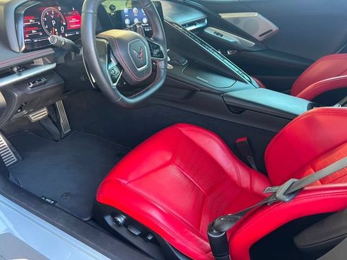 Used 2021 Chevrolet Corvette Stingray Premium Conv w/ Z51 Performance Package RWD image 24