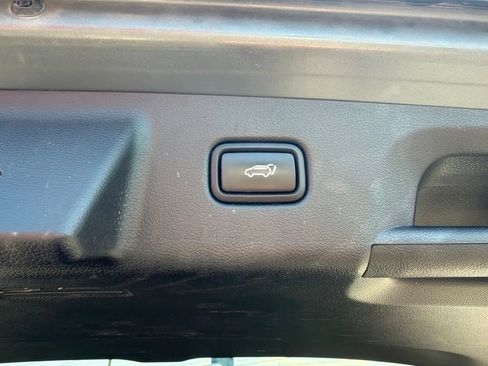 Used 2024 Hyundai Palisade SEL FWD image 45