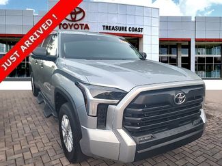 Used 2022 Toyota Tundra SR5 video 1