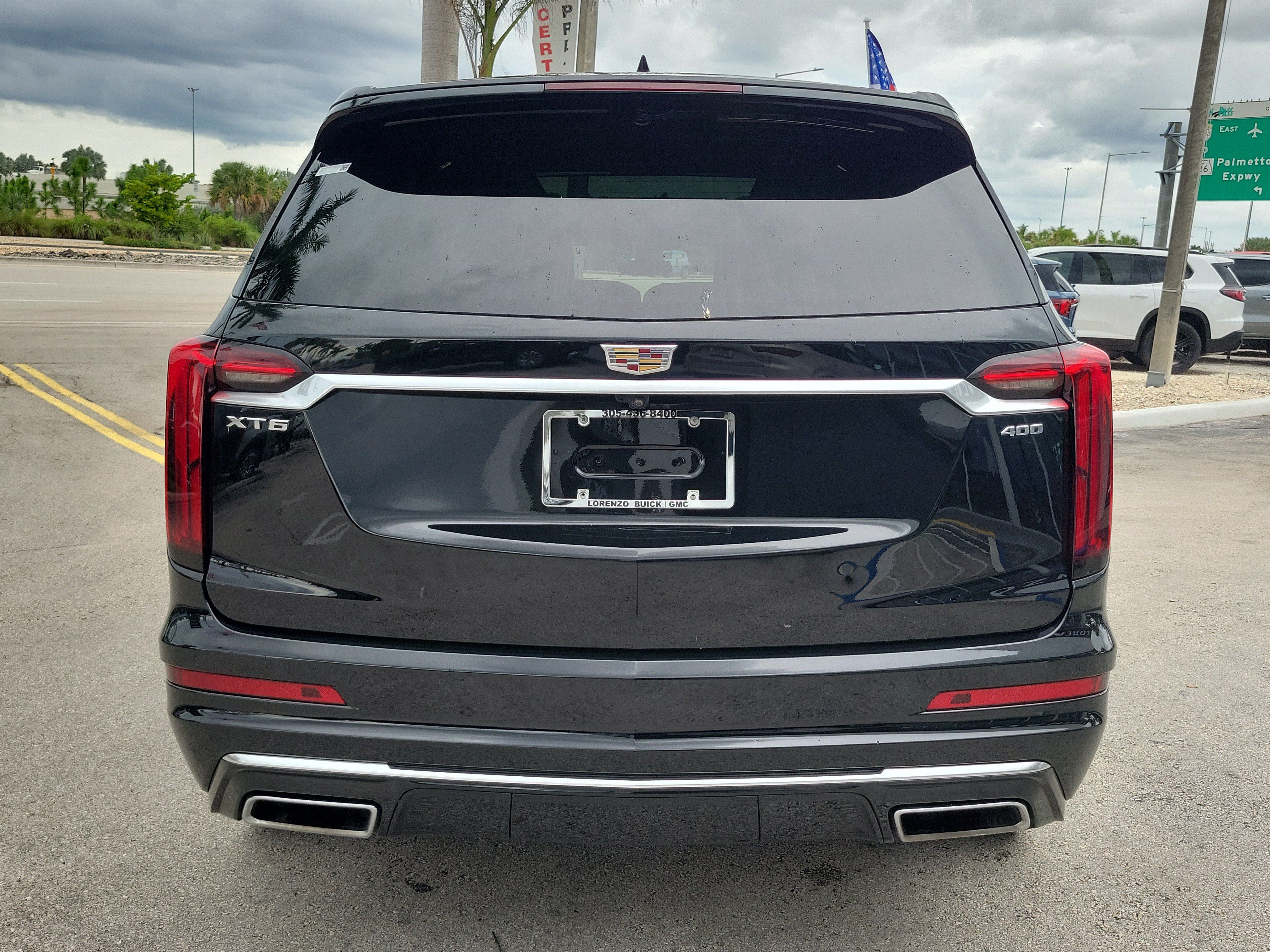Used 2023 Cadillac XT6 Premium Luxury FWD image 6