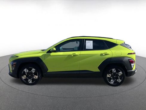Used 2025 Hyundai Kona SEL image 9
