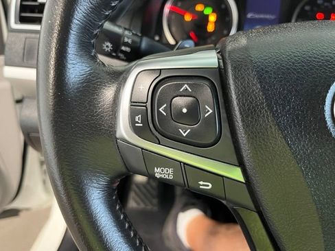 Used 2016 Toyota Camry SE FWD image 25