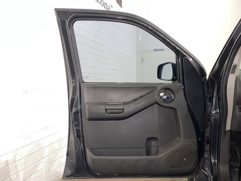 Used 2012 Nissan Xterra PRO-4X w/ Pro-4x Leather Pkg image 9