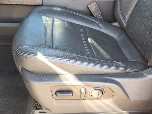 Used 2021 GMC Sierra 3500 Denali w/ Denali Ultimate Package image 35