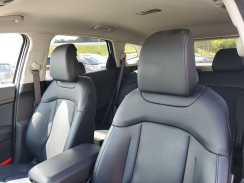 Used 2024 Kia Sportage EX AWD/4WD image 11