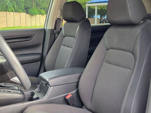 Used 2023 Honda CR-V EX image 13