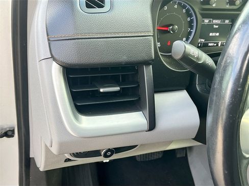 Used 2018 GMC Terrain SLE w/ Driver Convenience Package image 10