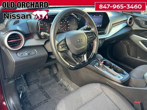 Used 2025 Chevrolet Trax RS w/ Driver Confidence Package FWD image 13