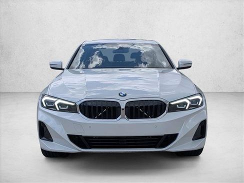 Used 2026 BMW 330i xDrive Sedan w/ Premium Package AWD/4WD image 5