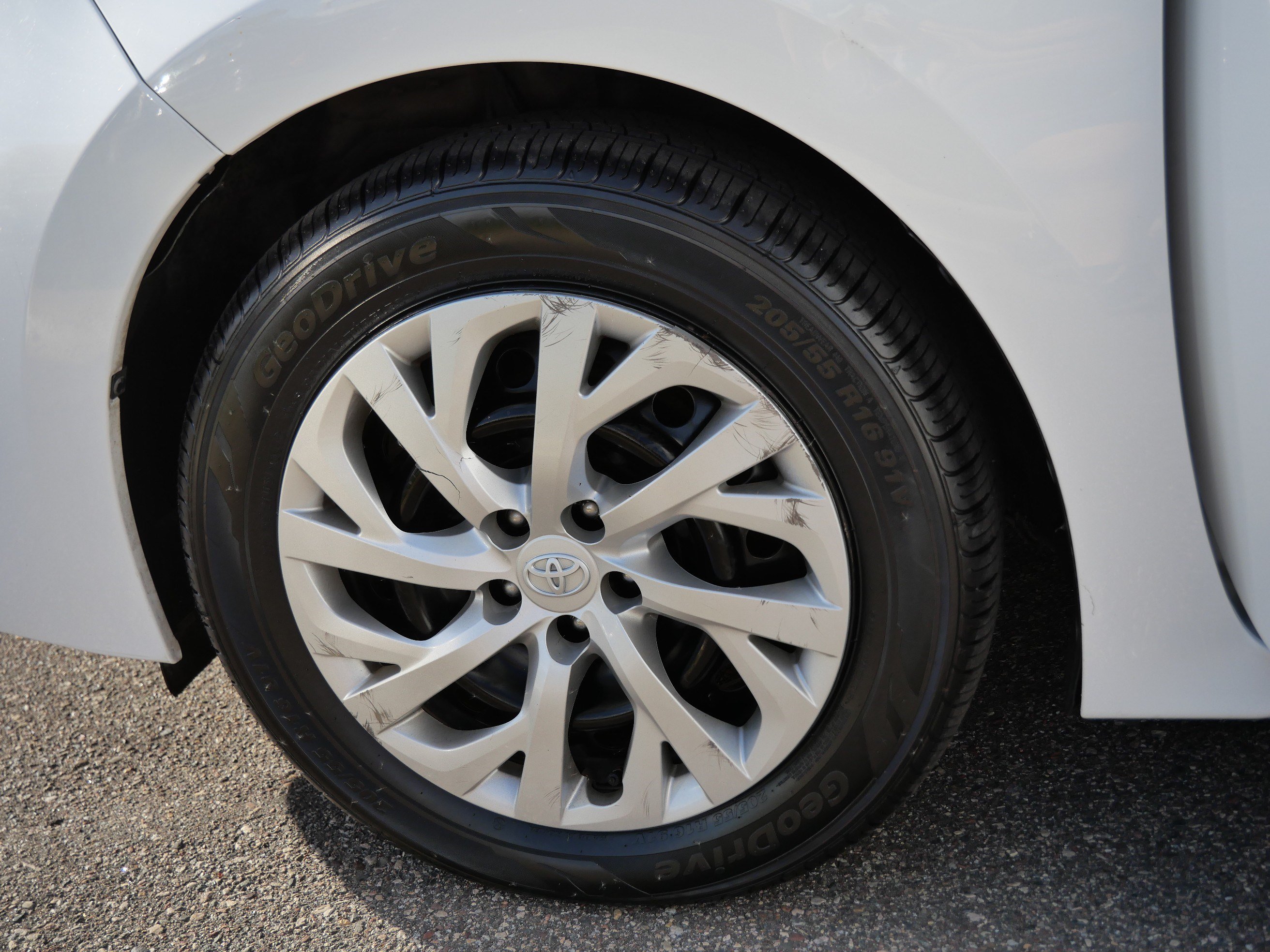 Certified 2019 Toyota Corolla LE FWD image 15