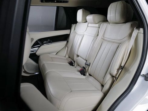 Certified 2023 Land Rover Range Rover SE AWD/4WD image 5