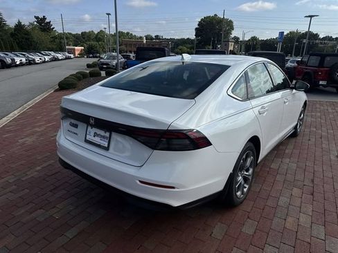 Certified 2024 Honda Accord EX image 36