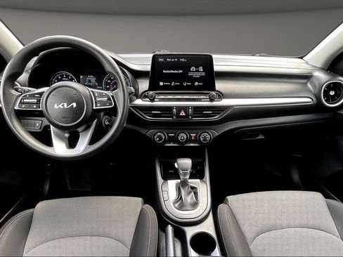 Used 2024 Kia Forte LXS FWD image 11