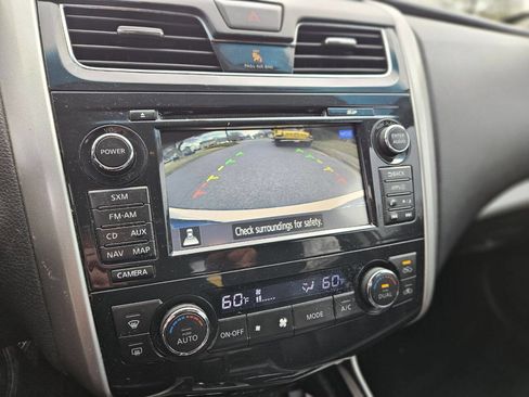 Used 2014 Nissan Altima 2.5 SL w/ Technology Package image 20