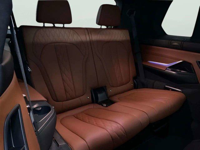 Used 2024 BMW X7 M60i w/ Executive Package AWD/4WD image 22