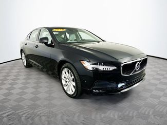 Used 2018 Volvo S90 T6 Momentum w/ Convenience Package AWD/4WD video 3