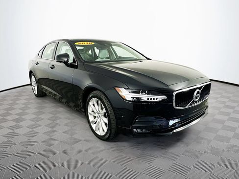 Used 2018 Volvo S90 T6 Momentum w/ Convenience Package AWD/4WD image 3