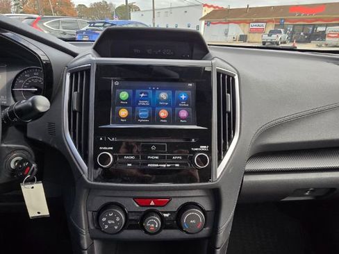 Used 2022 Subaru Impreza 2.0i Premium image 19