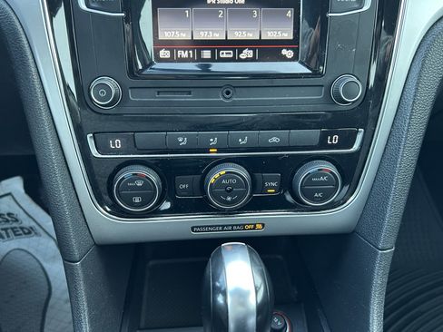 Used 2016 Volkswagen Passat 1.8T S image 31