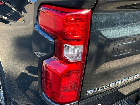 Used 2019 Chevrolet Silverado 1500 LT w/ All-Star Edition RWD image 26