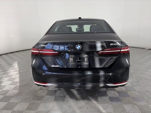 Used 2024 BMW 530i xDrive image 6