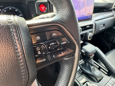 Used 2026 Toyota 4Runner TRD Off-Road Premium AWD/4WD image 30
