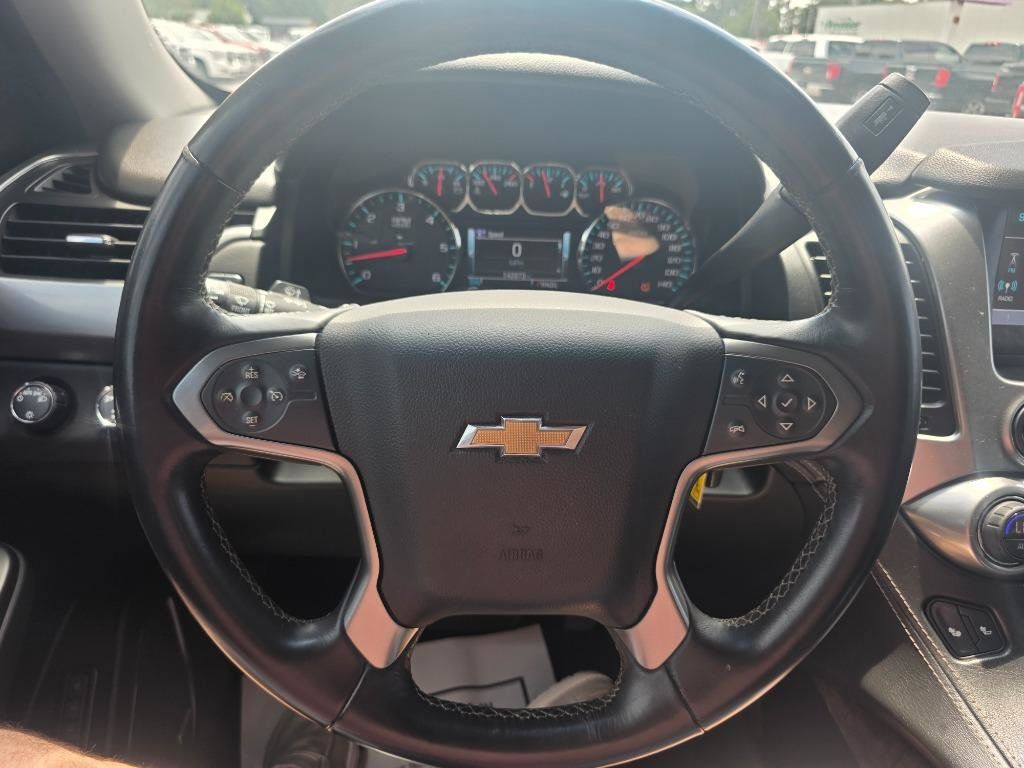 Used 2018 Chevrolet Suburban LT AWD/4WD image 16