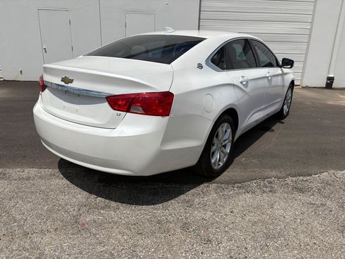 Used 2018 Chevrolet Impala LT w/ LT Leather Package FWD image 3