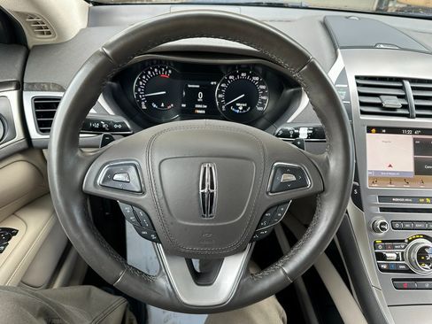 Used 2019 Lincoln MKZ Reserve w/ Reserve Plus Package image 2