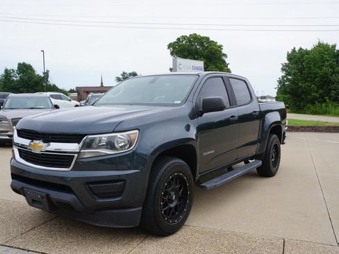 Used 2018 Chevrolet Colorado W/T w/ WT Convenience Package AWD/4WD image 1