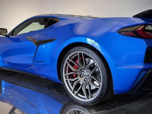 Used 2024 Chevrolet Corvette Z06 w/ Stealth Interior Trim Package image 26