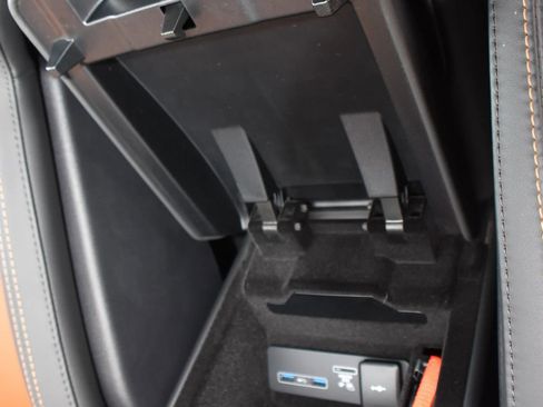 Used 2023 Jaguar F-TYPE R image 22