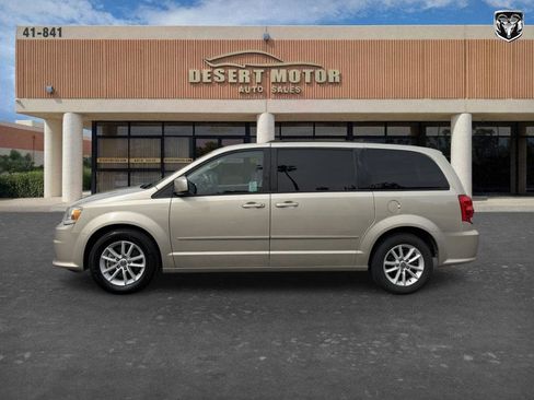 Used 2016 Dodge Grand Caravan SXT FWD image 5