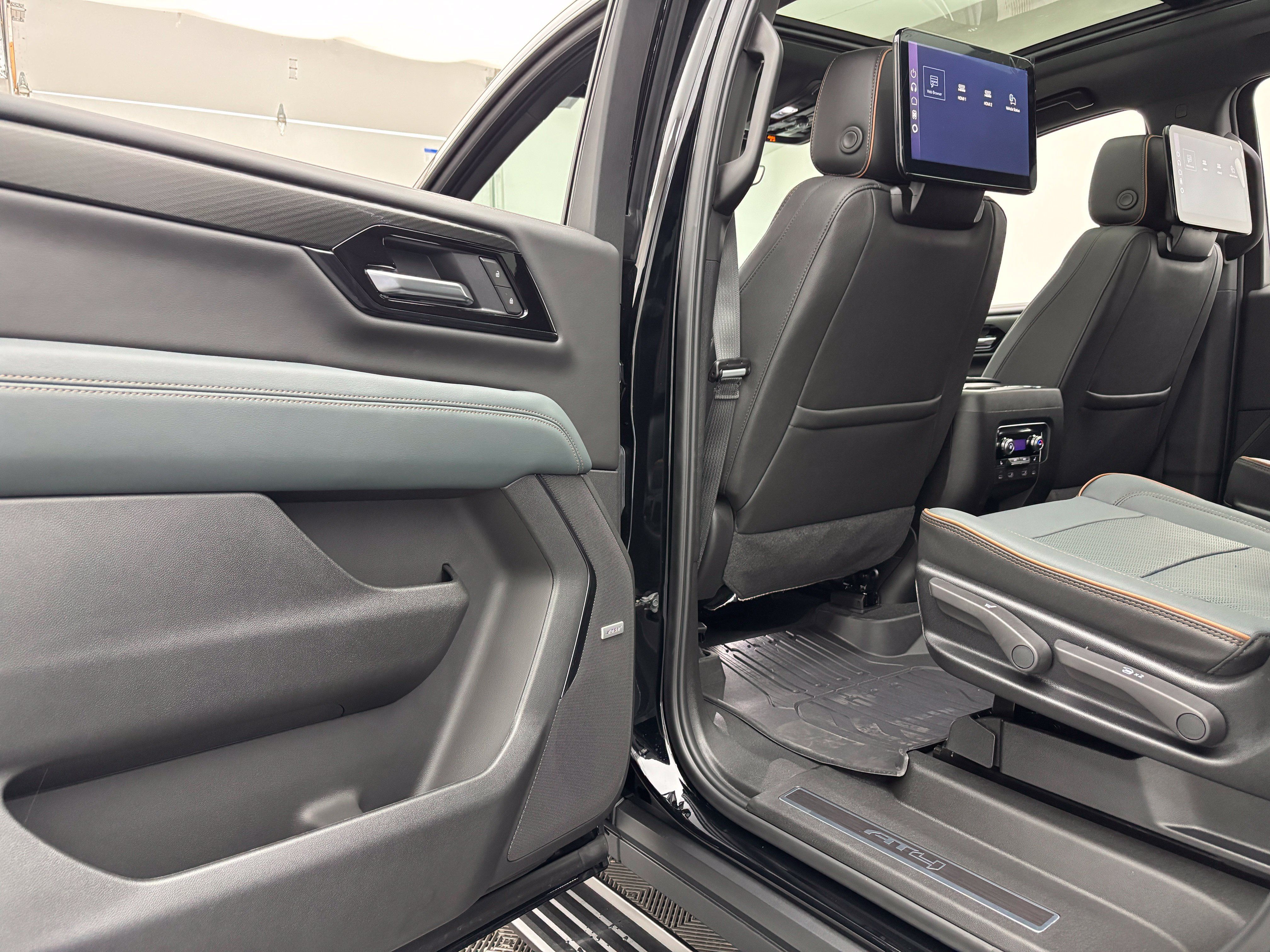 New 2026 GMC Yukon XL AT4 w/ AT4 Premium Plus Package AWD/4WD image 48