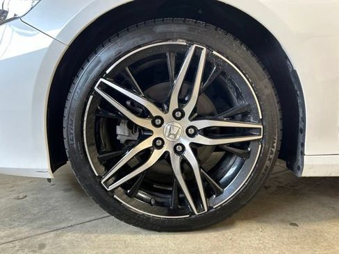 Certified 2022 Honda Accord Touring image 11