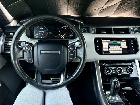 Used 2016 Land Rover Range Rover Sport Supercharged AWD/4WD image 32
