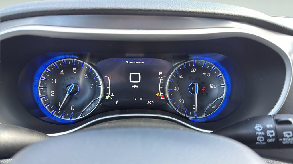 New 2026 Chrysler Pacifica Select w/ S Appearance Package AWD/4WD image 30