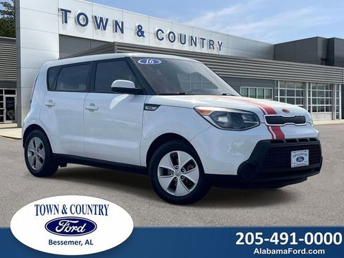 Used 2016 Kia Soul image 1