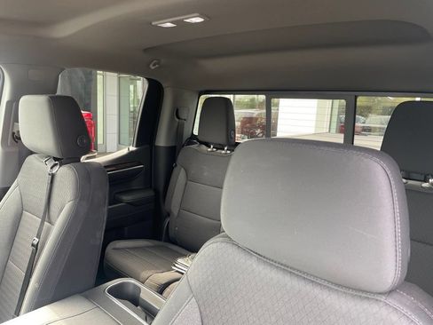 Used 2023 GMC Sierra 1500 Elevation w/ Preferred Package AWD/4WD image 3