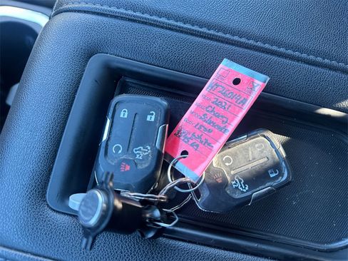 Used 2021 Chevrolet Silverado 1500 RST image 33