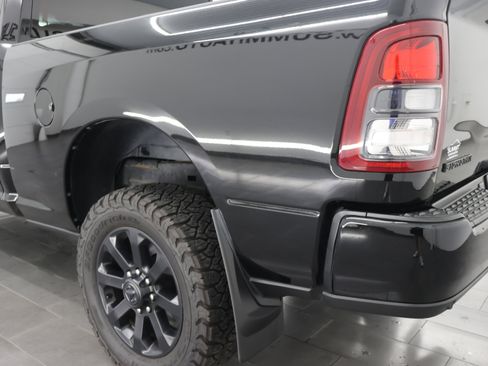 Used 2022 RAM 2500 Big Horn w/ Night Edition AWD/4WD image 31