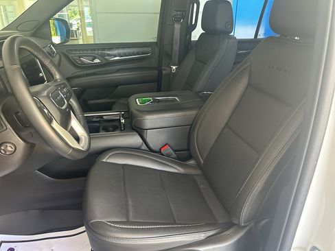 Used 2023 GMC Yukon Denali w/ Max Trailering Package AWD/4WD image 13