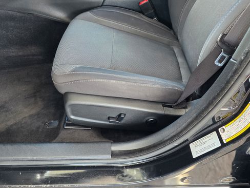 Used 2015 Dodge Charger SXT RWD image 14
