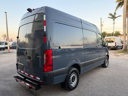 Used 2019 Mercedes-Benz Sprinter 144 image 6