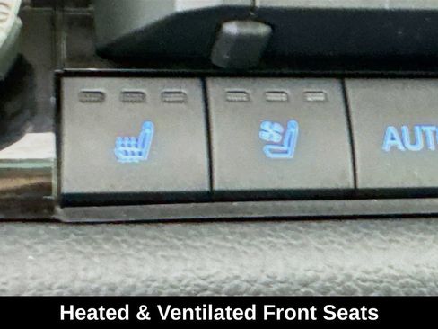 Used 2024 Toyota Sequoia Limited w/ TRD Off-Road Package AWD/4WD image 25
