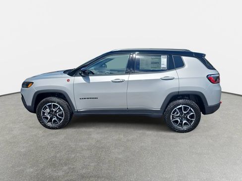 New 2026 Jeep Compass Trailhawk AWD/4WD image 8